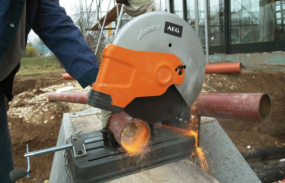 Troncatrice per Metalli AEG Professionale - 2300W